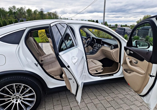 Mercedes-Benz GLC cena 199000 przebieg: 50000, rok produkcji 2019 z Sierpc małe 211